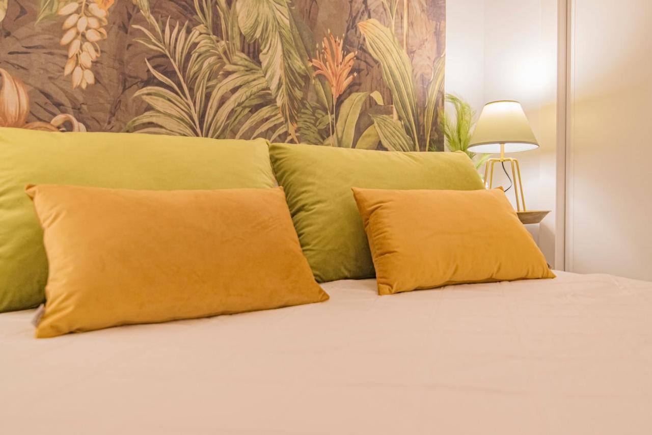 Qh Plaza De La Trinidad Apartamento Granada